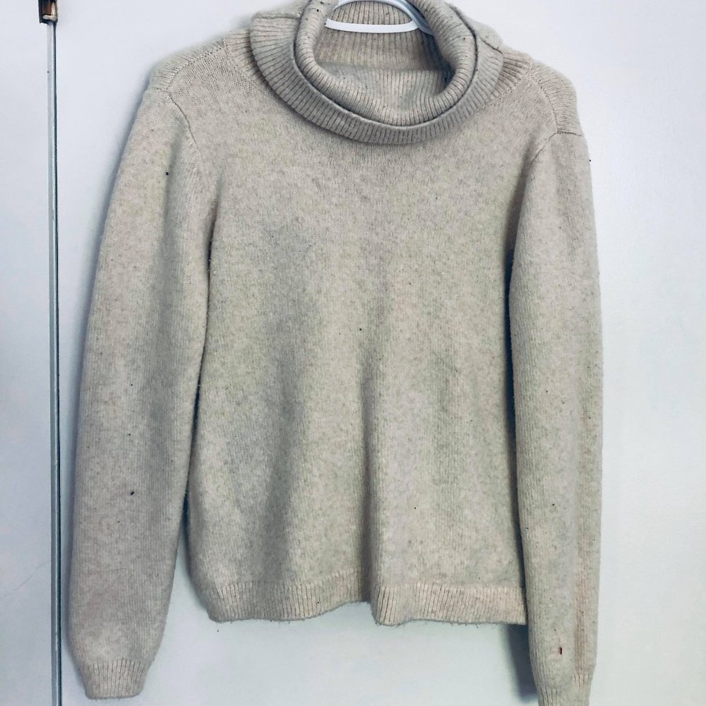 Off-Pink Turtleneck Sweater - Picture 3 of 3